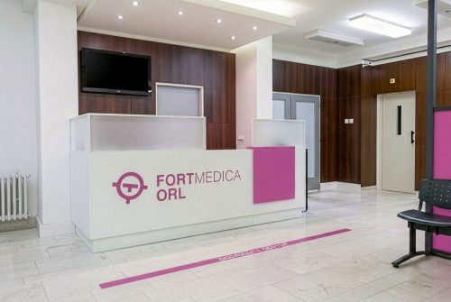 Vývoj vizuální identity soukromé ORL kliniky od ENT private clinic po FORTMEDICA.
