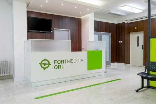 Vývoj vizuální identity soukromé ORL kliniky od ENT private clinic po FORTMEDICA.