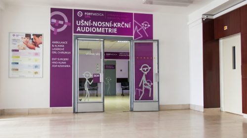Vývoj vizuální identity soukromé ORL kliniky od ENT private clinic po FORTMEDICA.