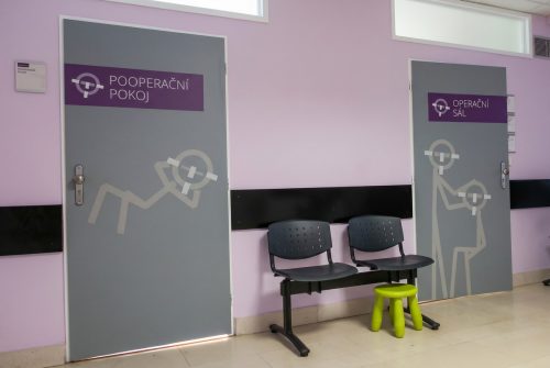 Vývoj vizuální identity soukromé ORL kliniky od ENT private clinic po FORTMEDICA.