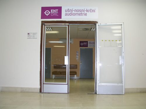 Vývoj vizuální identity soukromé ORL kliniky od ENT private clinic po FORTMEDICA.